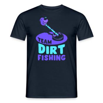 Équipe Dirt Fishing Détection de métaux Détection de métaux - T-shirt homme - marine - Devant - AI Model Male 178 light (178cm)