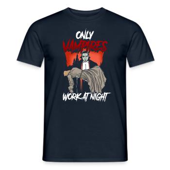 Seuls les vampires travaillent le jour en disant la nuit - T-shirt homme - marine - Devant - AI Model Male 178 light (178cm)