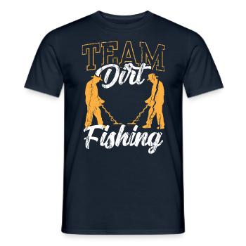 Équipe Dirt Fishing Détection de métaux Détection de métaux - T-shirt homme - marine - Devant - AI Model Male 178 light (178cm)