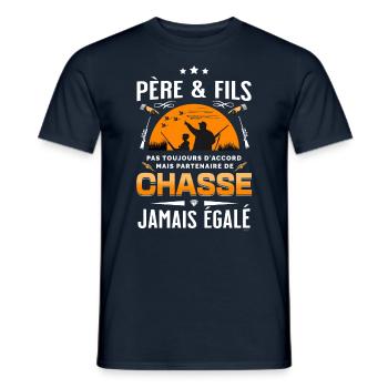 Chasseur Père & Fils Jamais égalé - T-shirt homme - marine - Devant - AI Model Male 178 light (178cm)