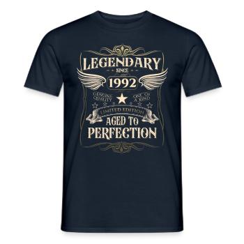 Légendaire depuis 1992 30ème cadeau d’anniversaire Génial - T-shirt homme - marine - Devant - AI Model Male 178 light (178cm)
