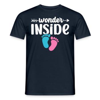 Miracles à l’intérieur de bébé à l’intérieur d’une grossesse mignonne - T-shirt homme - marine - Devant - AI Model Male 178 light (178cm)