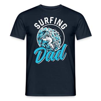 Surfender Vater Surfer Surfing Surfbrett Surfen - Männer T-Shirt - Navy - Vorne - AI Model Male 178 light (178cm)