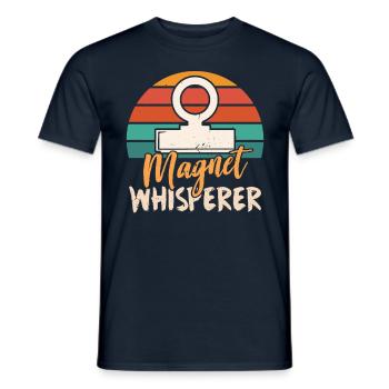 Magnet Flüsterer Magnetfischer Magnetfischen - Männer T-Shirt - Navy - Vorne - AI Model Male 178 light (178cm)