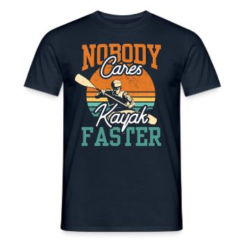 Niemand Kümmert Es Kajak Schneller Nobody Cares - Männer T-Shirt - Navy - Vorne - AI Model Male 178 light (178cm)