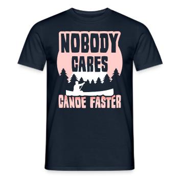 Nobody Cares Canoe Faster Niemand Interessiert Es - Männer T-Shirt - Navy - Vorne - AI Model Male 178 light (178cm)