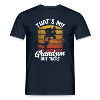 Voici mon petit-fils là-bas au passe-temps de hockey - T-shirt homme - marine - Devant - AI Model Male 178 light (178cm)