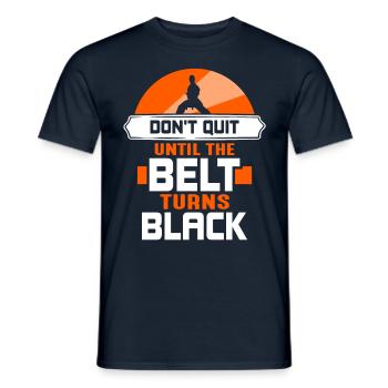 Do not give up until the belt turns black Gur MMA - Men's T-Shirt - navy - Front - AI Model Male 178 light (178cm)