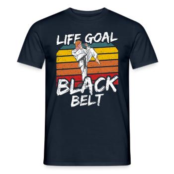 Lebensziel: Schwarzer Gürtel Schwarzgurt MMA Gur - Männer T-Shirt - Navy - Vorne - AI Model Male 178 light (178cm)