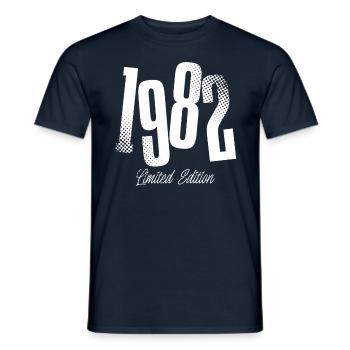 1982 Année de naissance Année de naissance - T-shirt homme - marine - Devant - AI Model Male 178 light (178cm)