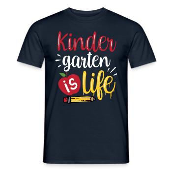 Kindergarten Ist Life Humor Kinder Süß Sprüche - Männer T-Shirt - Navy - Vorne - AI Model Male 178 light (178cm)