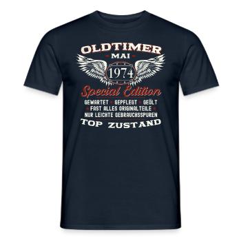 49. Geburtstag Mann Oldtimer Mai Jahrgang 1974 - Männer T-Shirt - Navy - Vorne - AI Model Male 178 light (178cm)
