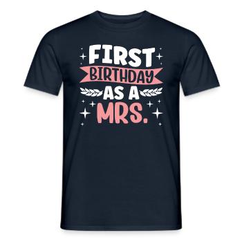 Premier anniversaire en tant que femme femme enceinte humour - T-shirt homme - marine - Devant - AI Model Male 178 light (178cm)