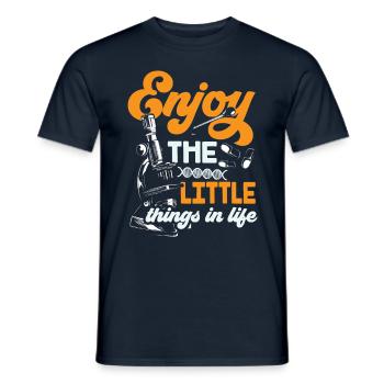 Profitez des petites choses de la vie Microscope - T-shirt homme - marine - Devant - AI Model Male 178 light (178cm)