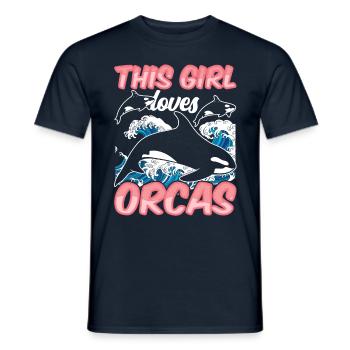 This girl loves the orcas orca shooter whale - Men's T-Shirt - navy - Front - AI Model Male 178 light (178cm)