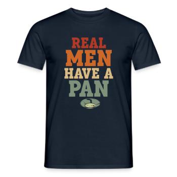De vrais hommes ont une casserole d’or - T-shirt homme - marine - Devant - AI Model Male 178 light (178cm)