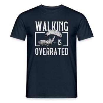 Gehen Wird Als Querschnittsgelähmter Überbewertet - Männer T-Shirt - Navy - Vorne - AI Model Male 178 light (178cm)