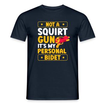 Keine Spritzpistole, Es Ist Meine Persönliche - Männer T-Shirt - Navy - Vorne - AI Model Male 178 light (178cm)
