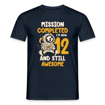 Mission terminée J’ai 12 ans maintenant et toujours - T-shirt homme - marine - Devant - AI Model Male 178 light (178cm)