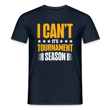 I Can't It's Tournament Season Trading Card Game - Männer T-Shirt - Navy - Vorne - AI Model Male 178 light (178cm)