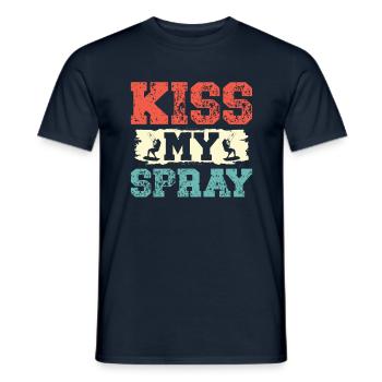 Kiss My Spray Kitesurfing Kitesurfing Kitesurfer - T-shirt homme - marine - Devant - AI Model Male 178 light (178cm)