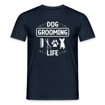 Soins pour chiens-Vie-fourrure-Artiste-Toiletteur pour chiens - T-shirt homme - marine - Devant - AI Model Male 178 light (178cm)