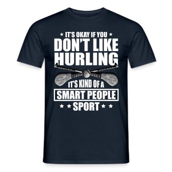 Irisches Hurling-hurling-team Irland Spielt - Männer T-Shirt - Navy - Vorne - AI Model Male 178 light (178cm)