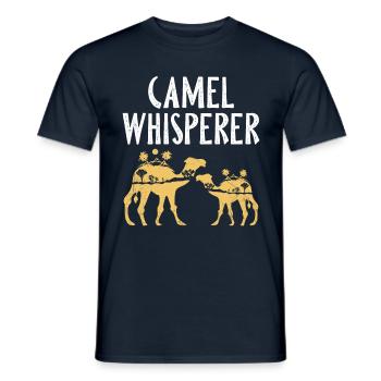 chameau-amoureux-désert-animal-faune - T-shirt homme - marine - Devant - AI Model Male 178 light (178cm)