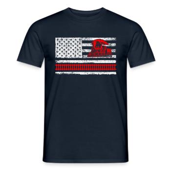 Train Lover Railway Railroad Engineer Usa Flag - Men's T-Shirt - navy - Front - AI Model Male 178 light (178cm)