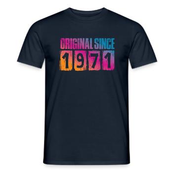 1971 - Männer T-Shirt - Navy - Vorne - AI Model Male 178 light (178cm)