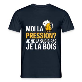 Moi la pression ? Je ne la subis pas, je la bois - T-shirt homme - marine - Devant - AI Model Male 178 light (178cm)