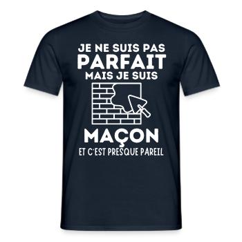 Humour maçon chantier de construction - T-shirt homme - marine - Devant - AI Model Male 178 light (178cm)