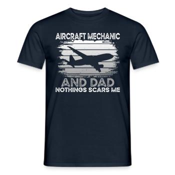 Mécanicien d’aéronefs - T-shirt homme - marine - Devant - AI Model Male 178 light (178cm)