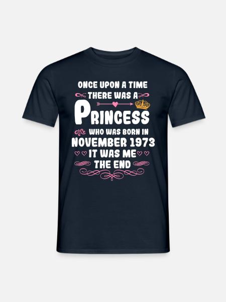 Es war einmal eine Prinzessin. November 1973 Gebur - Männer T-Shirt - Navy