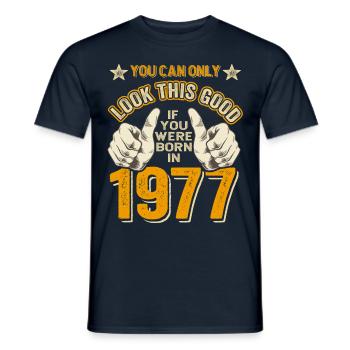 Anniversaire 1977 Né en 1977 né en 1977 - T-shirt homme - marine - Devant - AI Model Male 178 light (178cm)
