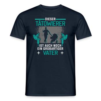 Tätowierer Vatertag Tattoo artist - Männer T-Shirt - Navy - Vorne - AI Model Male 178 light (178cm)