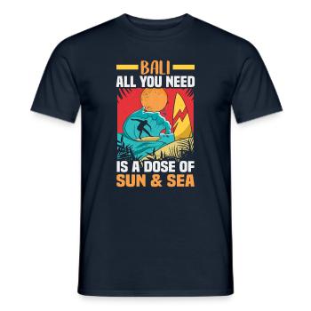 Bali Indonesien Strandurlaub am Meer - Männer T-Shirt - Navy - Vorne - AI Model Male 178 light (178cm)