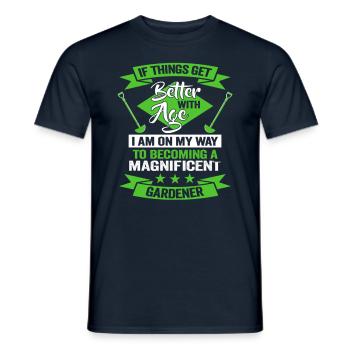 Jardinier Idée cadeau d’anniversaire Conception de jardin - T-shirt homme - marine - Devant - AI Model Male 178 light (178cm)