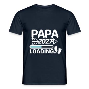 Ich werde Papa 2027 Babyfüße - Männer T-Shirt - Navy - Vorne - AI Model Male 178 light (178cm)