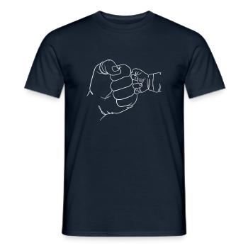 Main dans la main amour famille enfant - T-shirt homme - marine - Devant - AI Model Male 178 light (178cm)