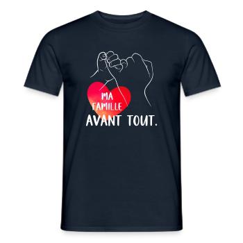 Ma famille avant tout. - T-shirt homme - marine - Devant - AI Model Male 178 light (178cm)