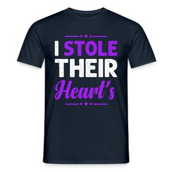 Ich Habe Ihr Herz Gestohlen Adoptionstag - Männer T-Shirt - Navy - Vorne - AI Model Male 178 light (178cm)