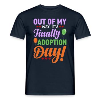 Out of the way, it's finally adoption day balloons - Men's T-Shirt - navy - Front - AI Model Male 178 light (178cm)
