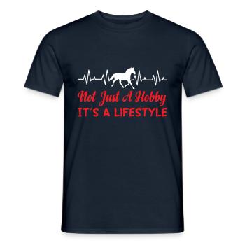 Pas seulement un passe-temps, mais un style de vie - T-shirt homme - marine - Devant - AI Model Male 178 light (178cm)