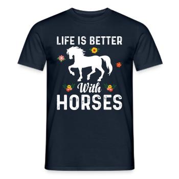 La vie est meilleure avec les fleurs de chevaux - T-shirt homme - marine - Devant - AI Model Male 178 light (178cm)