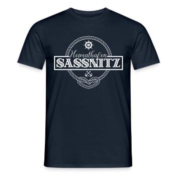 Heimathafen Sassnitz - Männer T-Shirt - Navy - Vorne - AI Model Male 178 light (178cm)