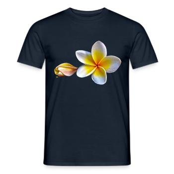 Weisse plumeria oder Frangipani Blume - Männer T-Shirt - Navy - Vorne - AI Model Male 178 light (178cm)