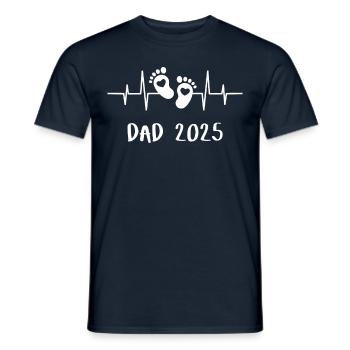 Papa 2025 Daddy Heartbeat - La fête des pères de papa - T-shirt homme - marine - Devant - AI Model Male 178 light (178cm)