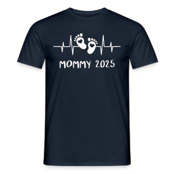 Mama 2025 Herzschlag - Das Mami Mom Muttertag - Männer T-Shirt - Navy - Vorne - AI Model Male 178 light (178cm)