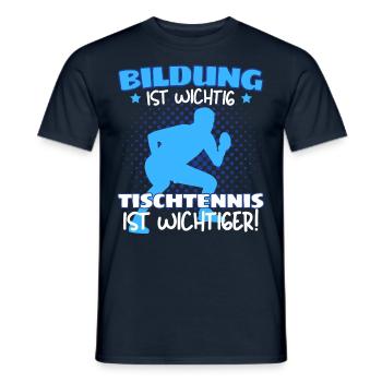 TISCHTENNIS IST WICHTIGER! Tischtennis Verein - Männer T-Shirt - Navy - Vorne - AI Model Male 178 light (178cm)